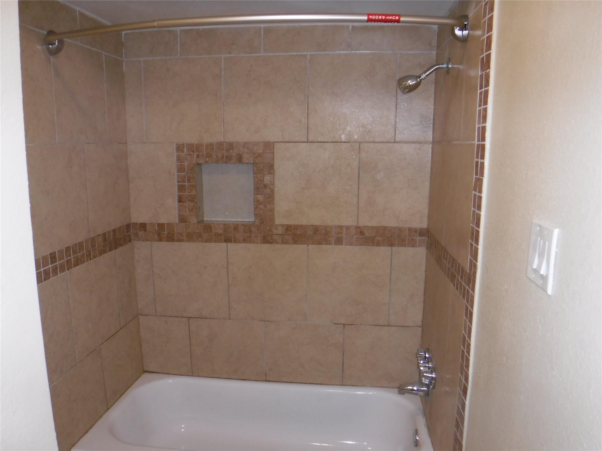 10110 Westview Drive 1005 Property Photo 7