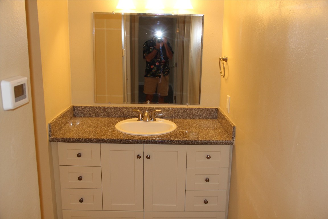 10110 Westview Drive 1005 Property Photo 11