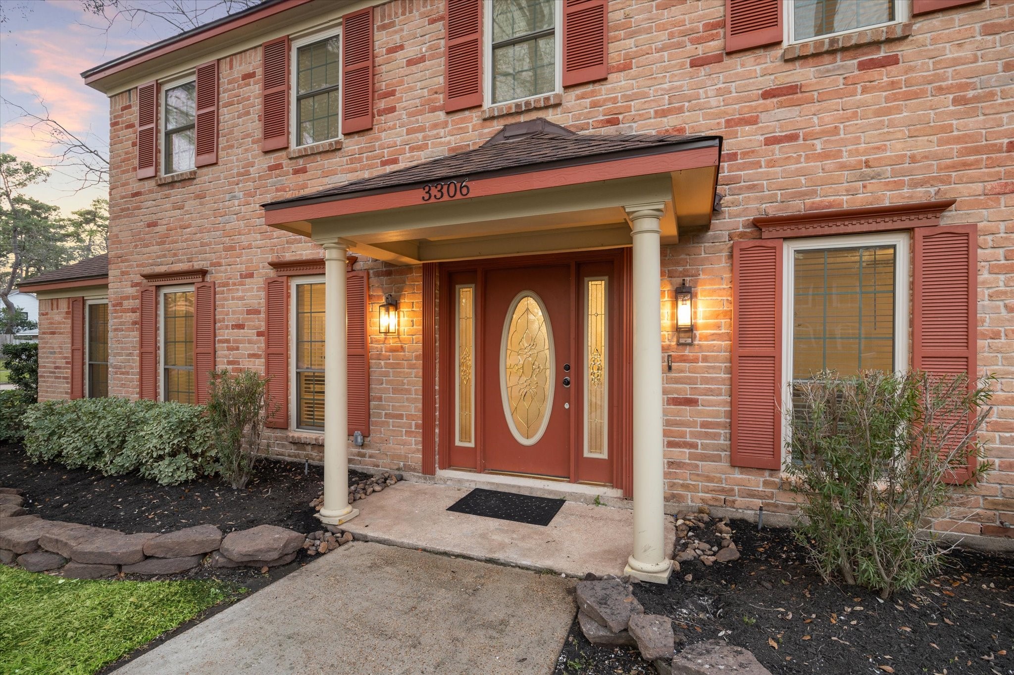 3306 Candlewisp Circle Property Photo 4