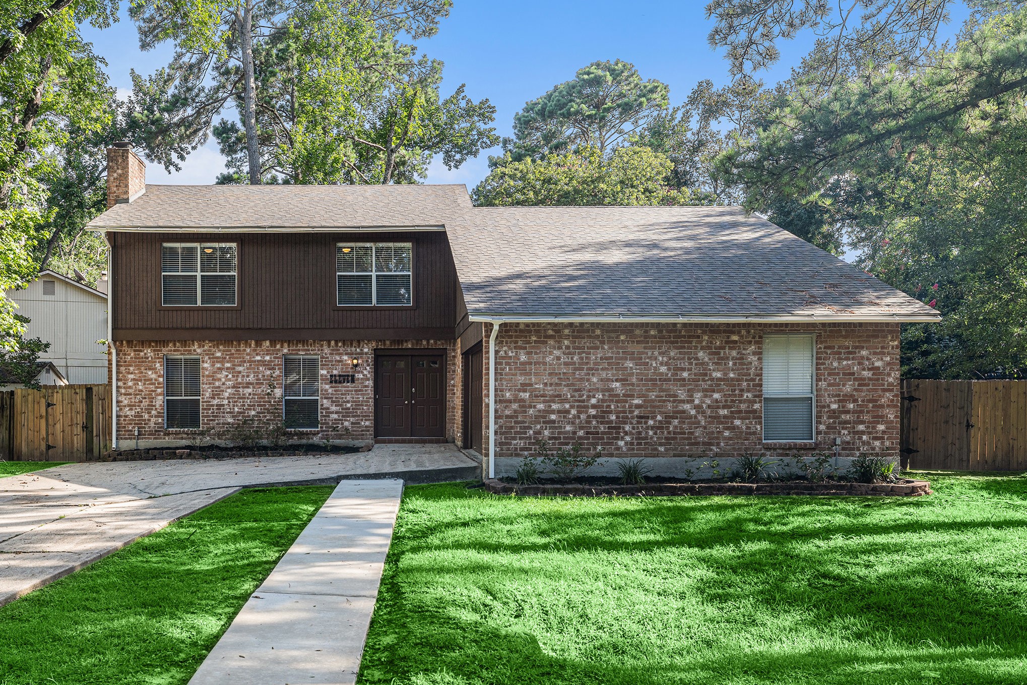 11 Fiddleleaf Court Property Photo 2