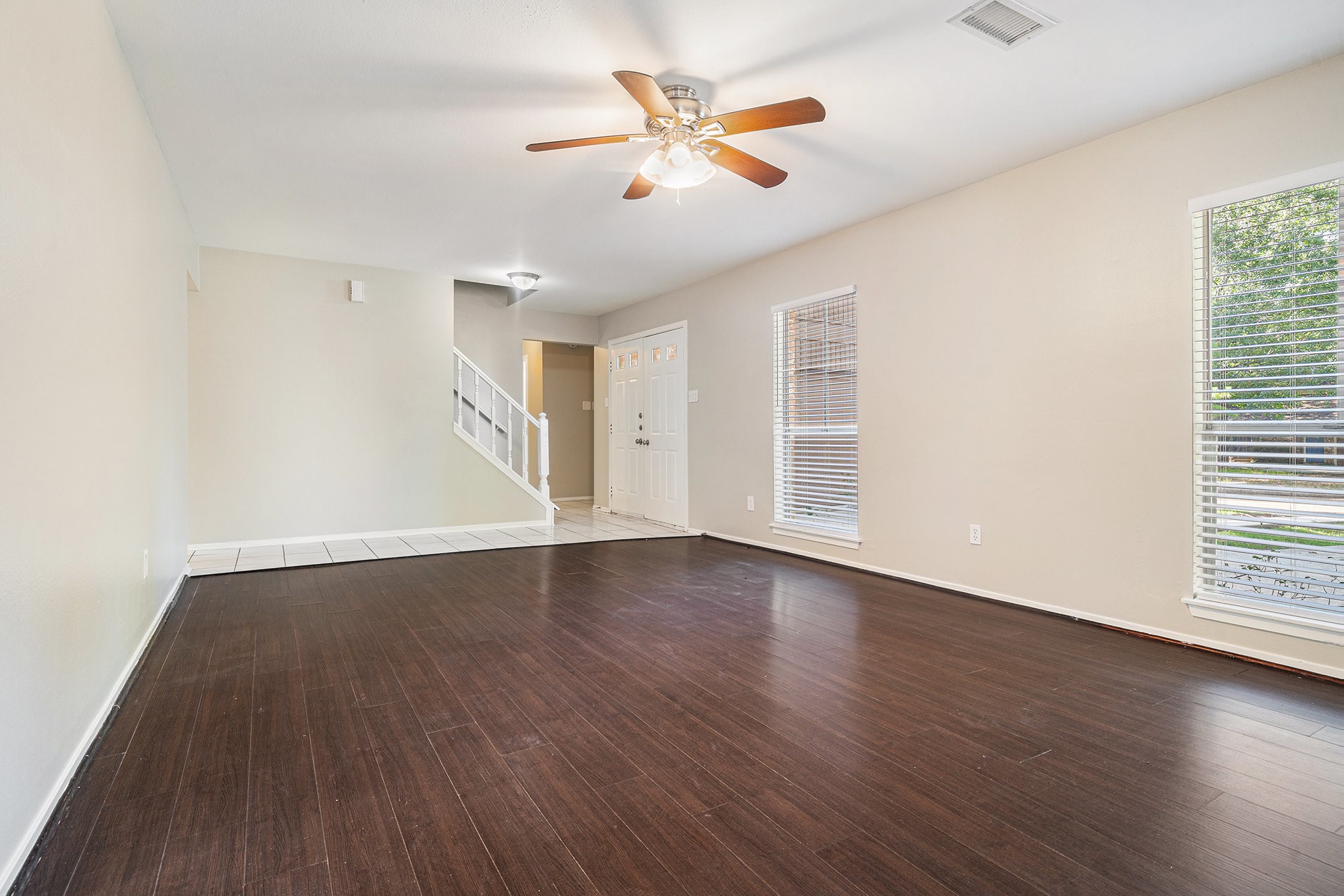 11 Fiddleleaf Court Property Photo 6