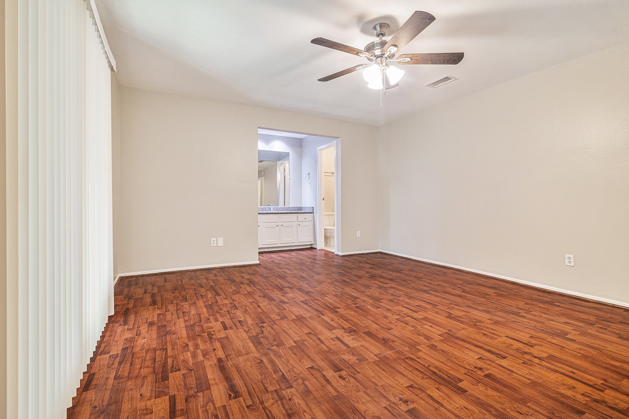 11 Fiddleleaf Court Property Photo 10