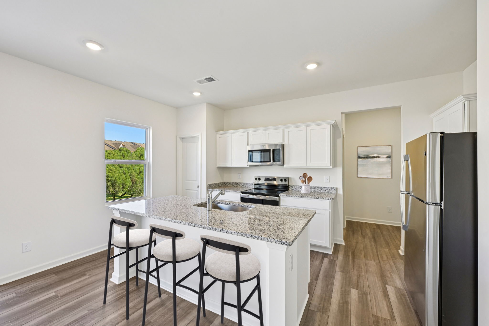 7513 Beechmoor Road Property Photo 2