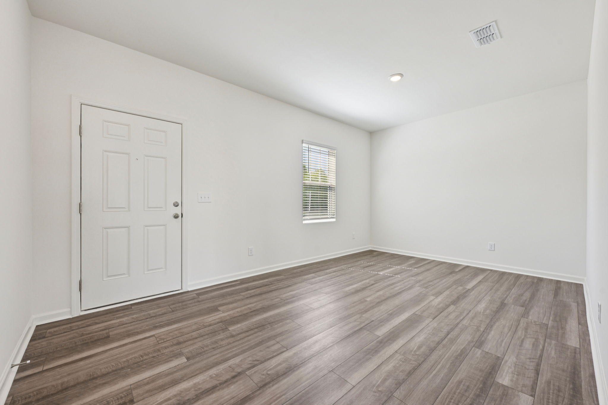 7513 Beechmoor Road Property Photo 10