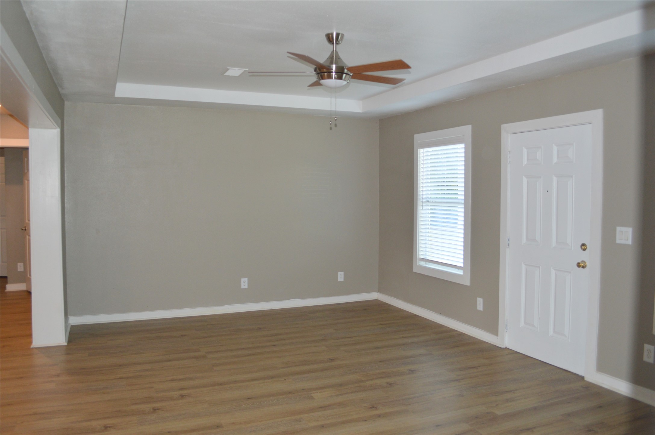 25321 Bluff View Court Property Photo 7