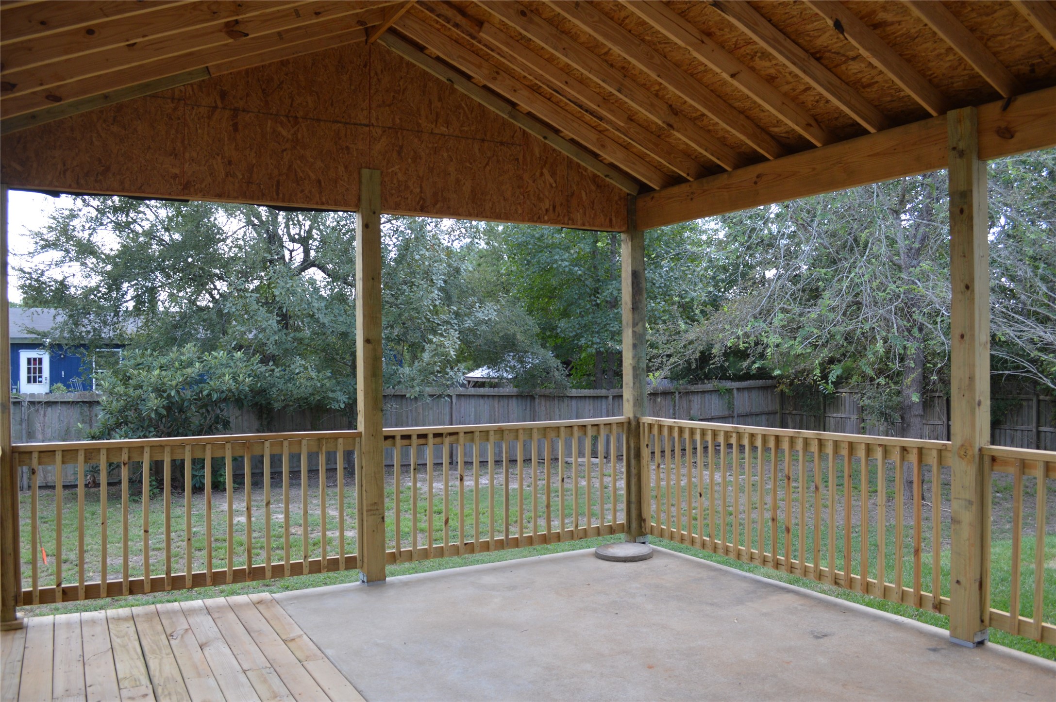 25321 Bluff View Court Property Photo 11