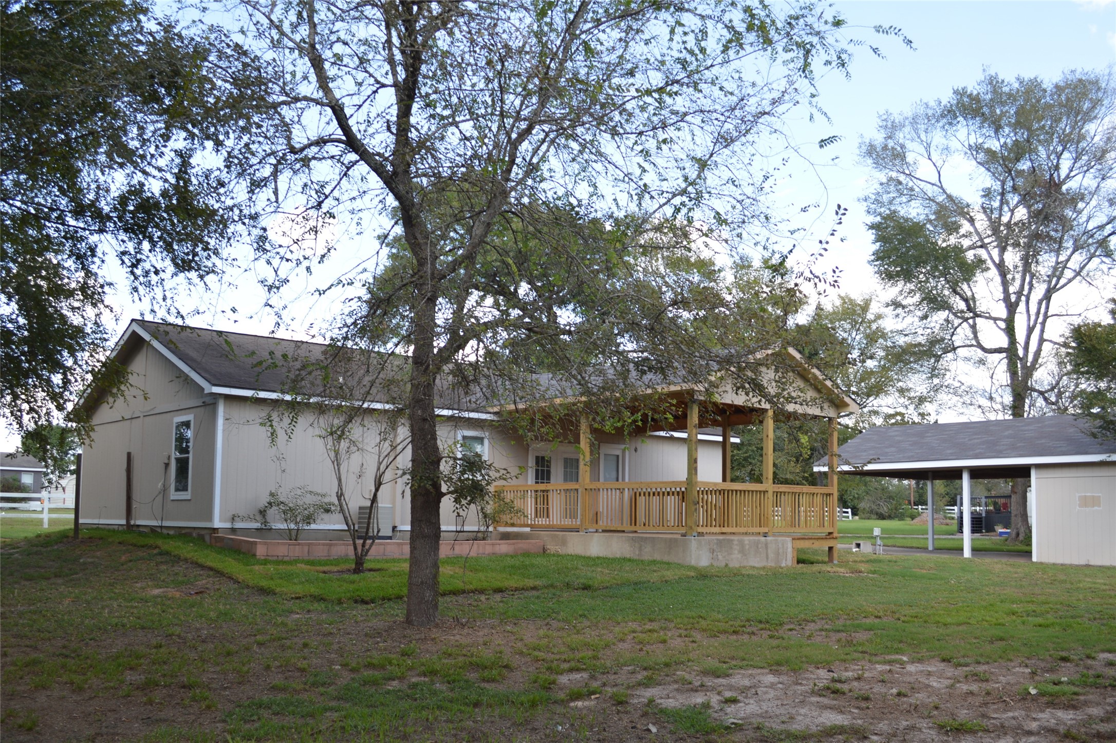25321 Bluff View Court Property Photo 13