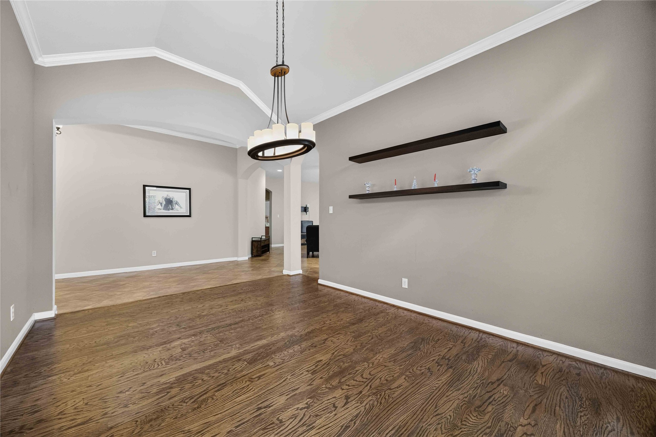 2712 Green Mountain Drive Property Photo 10