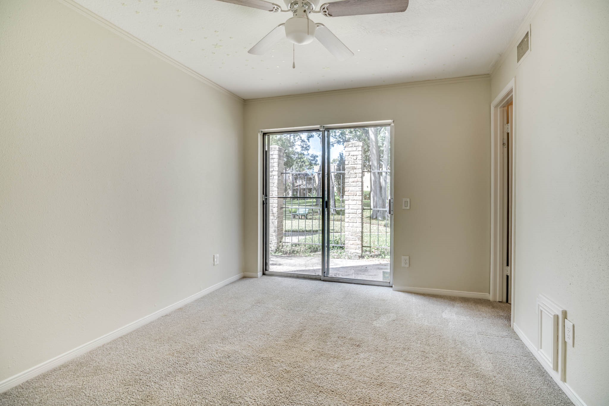 800 Country Place Drive 1301 Property Photo 11
