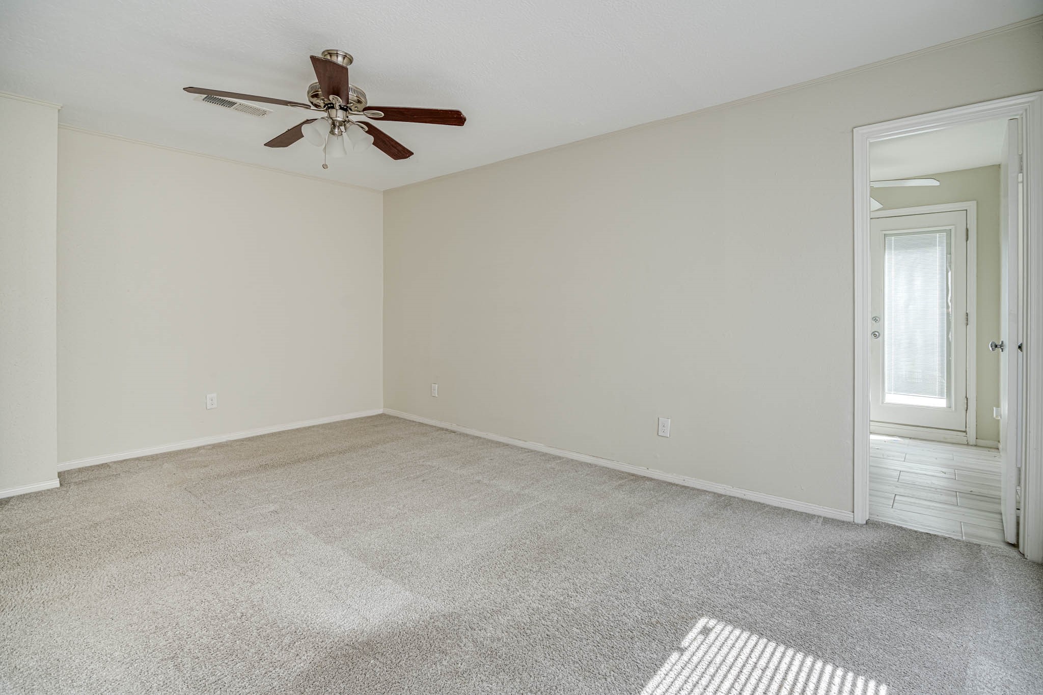 800 Country Place Drive 1301 Property Photo 22
