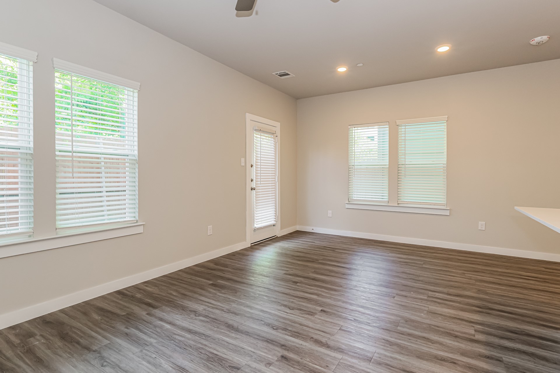 18322 W Centro Circle Property Photo 6