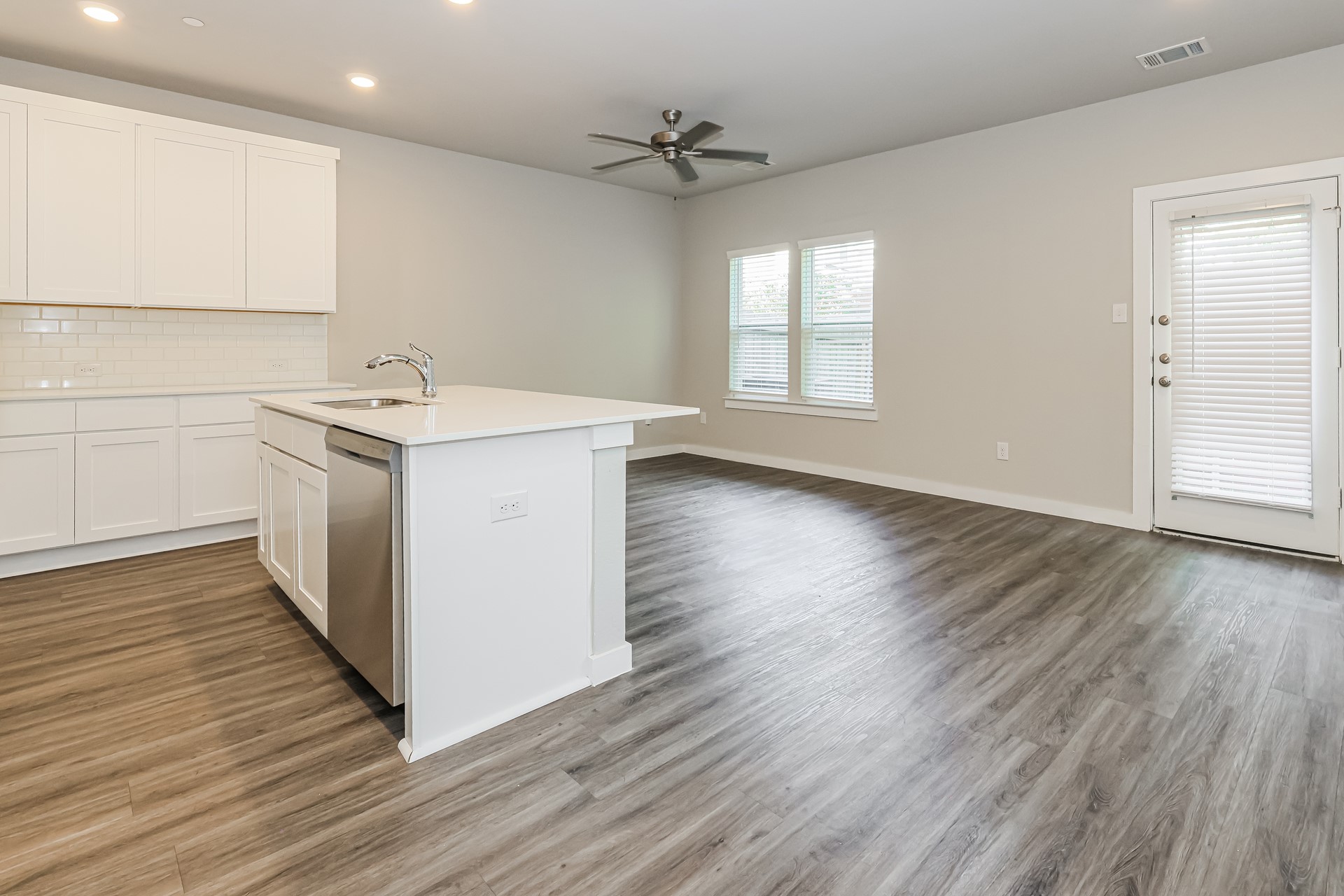 18322 W Centro Circle Property Photo 10