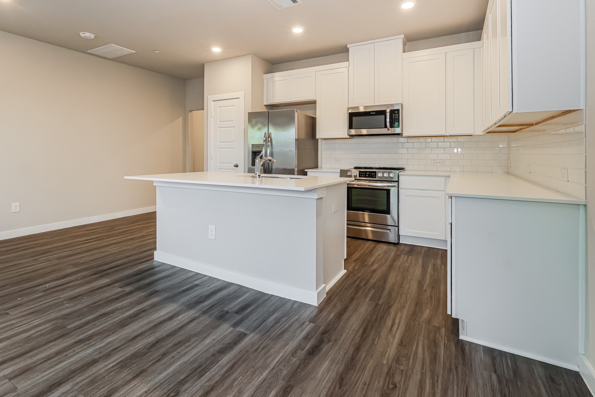 18322 W Centro Circle Property Photo 12
