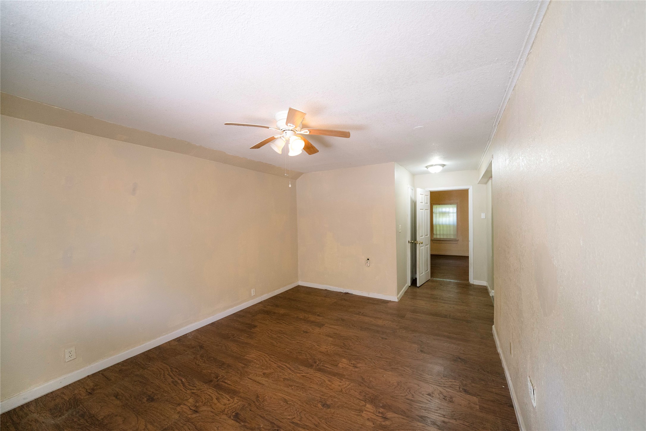 2303 Chestnut Street A Property Photo 1