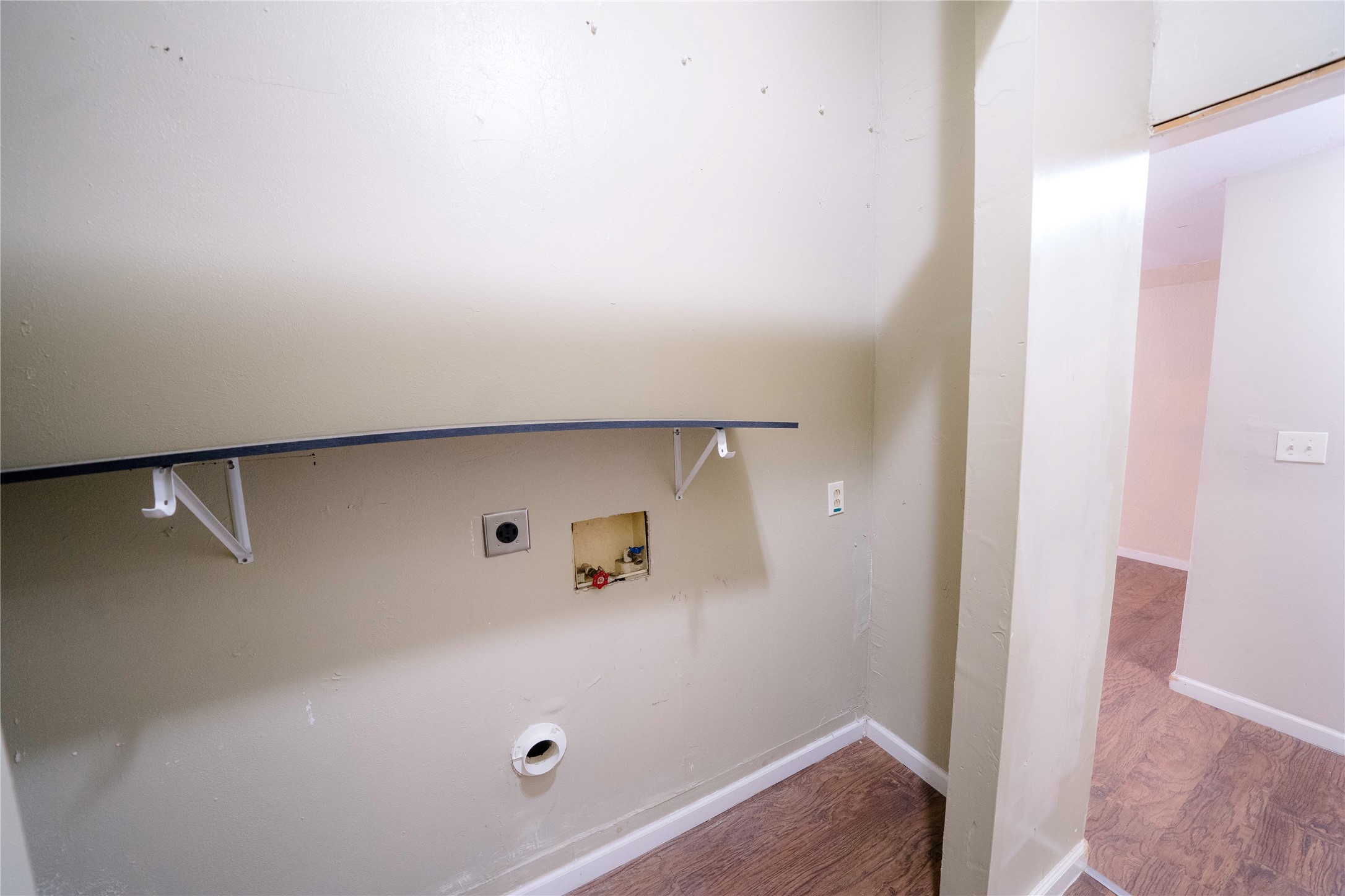 2303 Chestnut Street A Property Photo 5