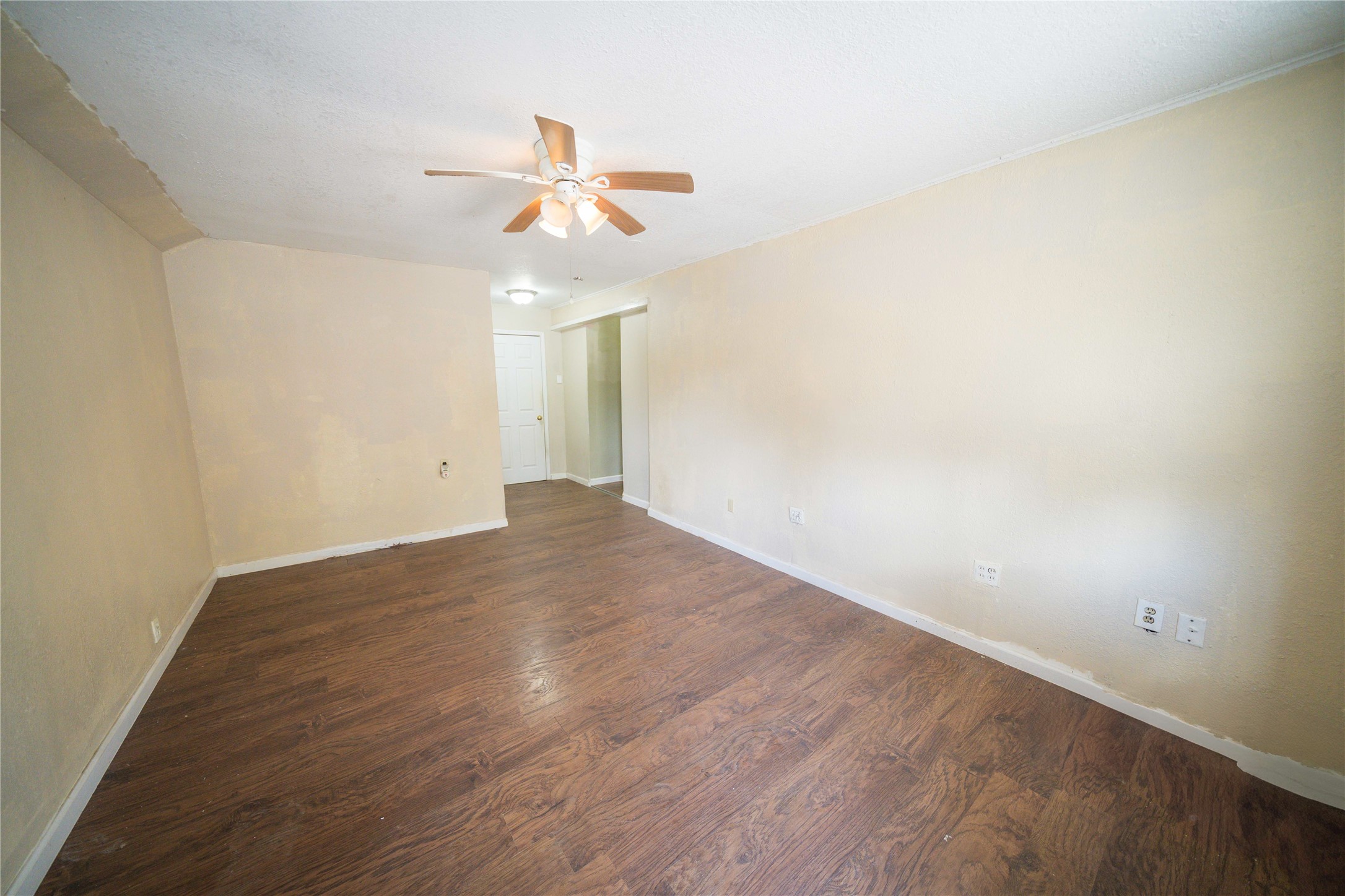 2303 Chestnut Street A Property Photo 7