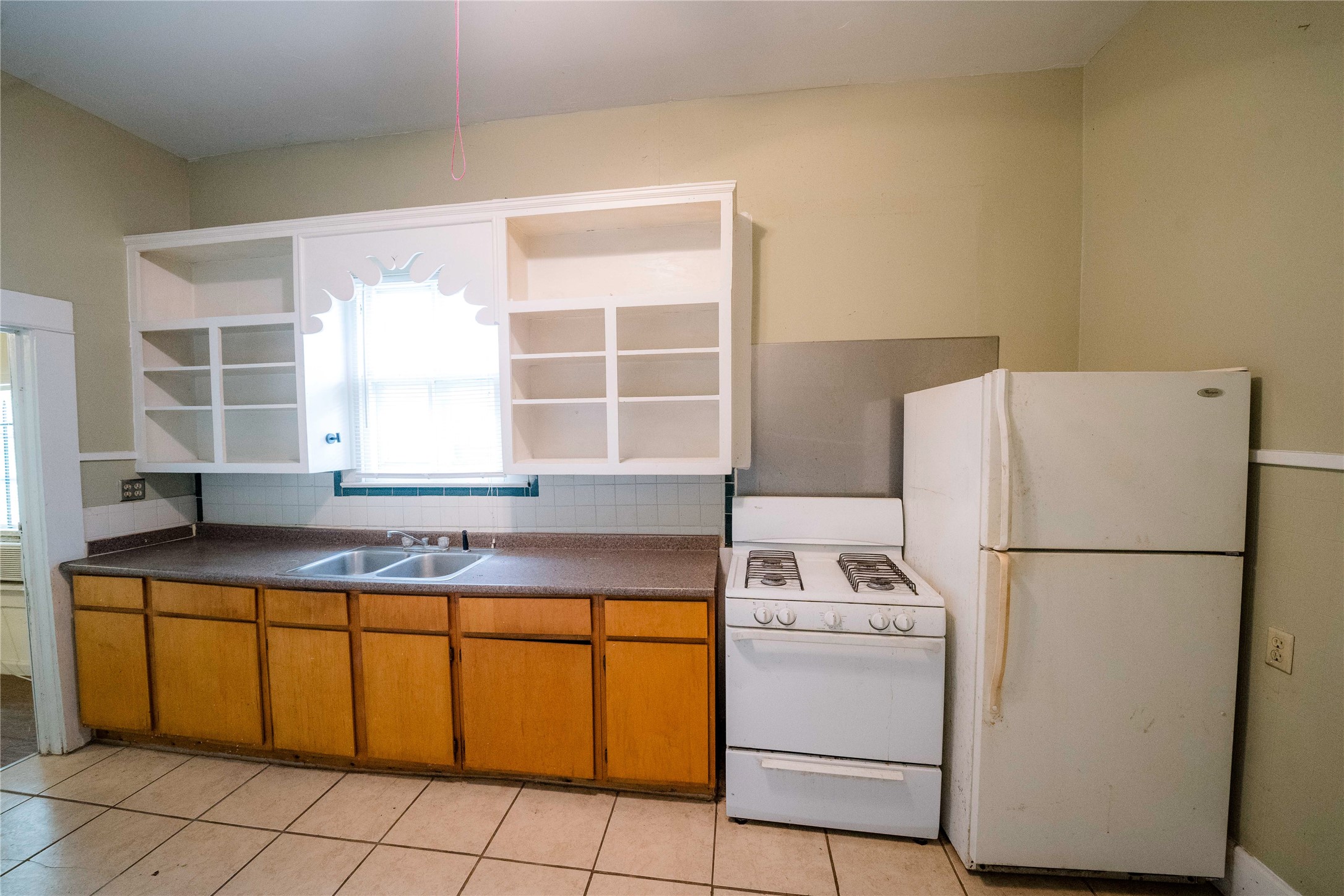 2303 Chestnut Street A Property Photo 10