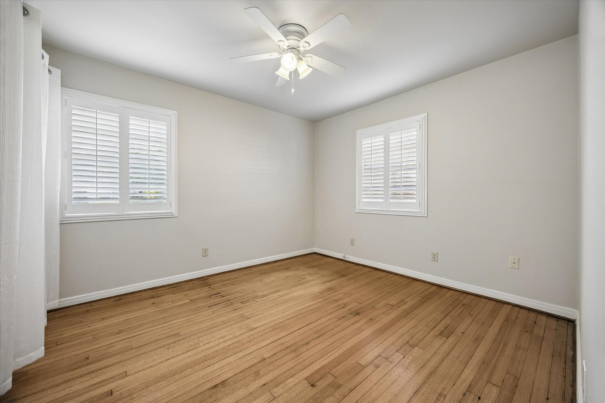 5305 Judalon Lane Property Photo 9