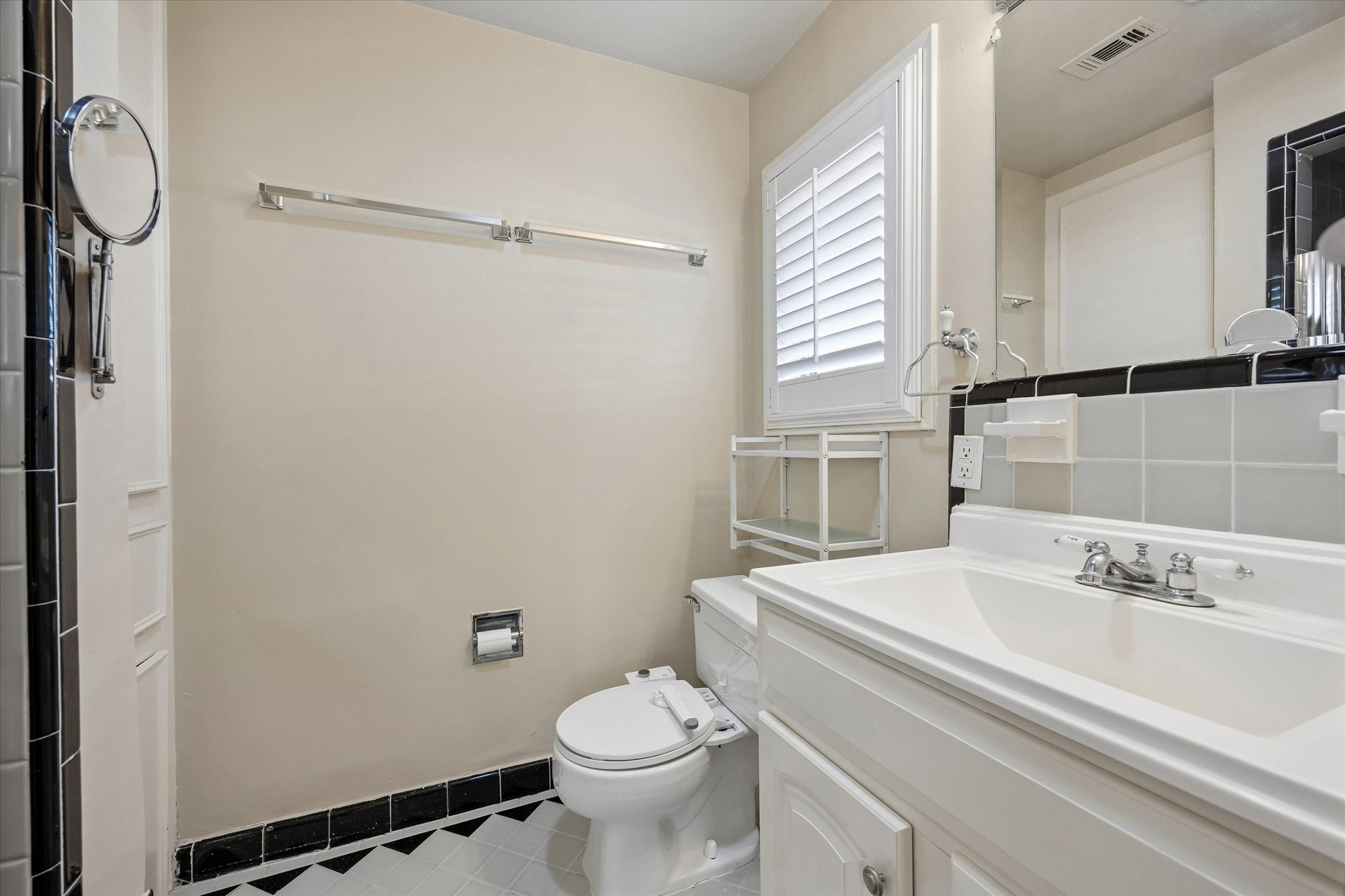 5305 Judalon Lane Property Photo 10