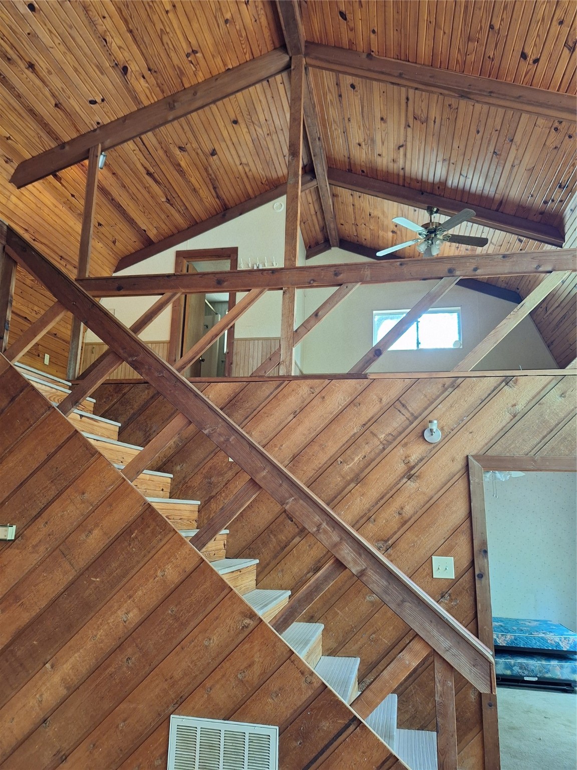 492 Sherwood Forest W Property Photo 12