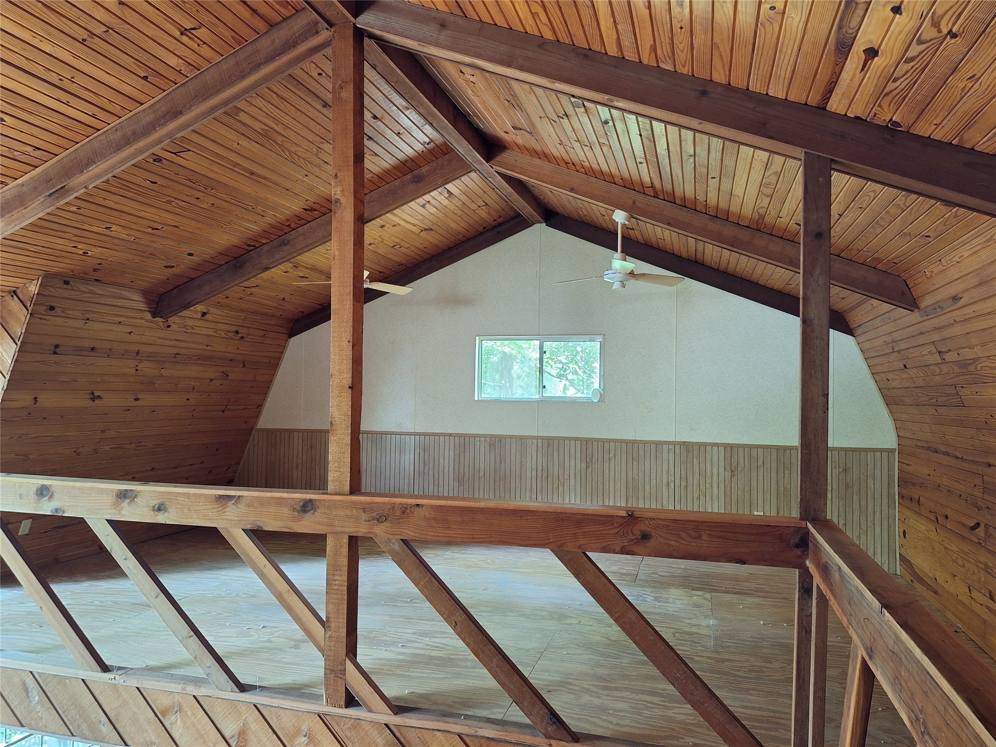 492 Sherwood Forest W Property Photo 15