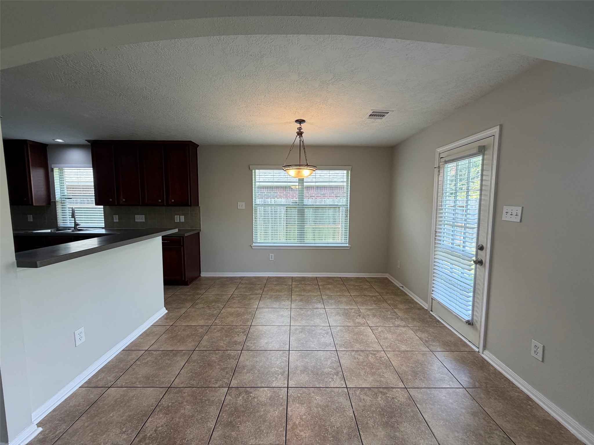 3715 Humble Drive Property Photo 6