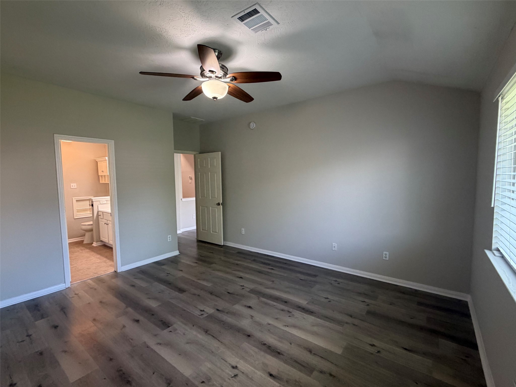 3715 Humble Drive Property Photo 13