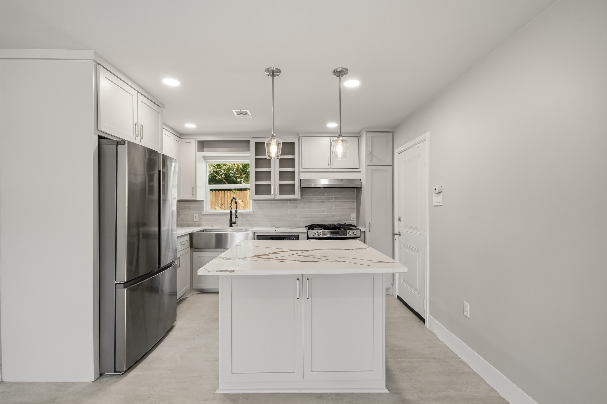 5927 Easter Street Property Photo 2