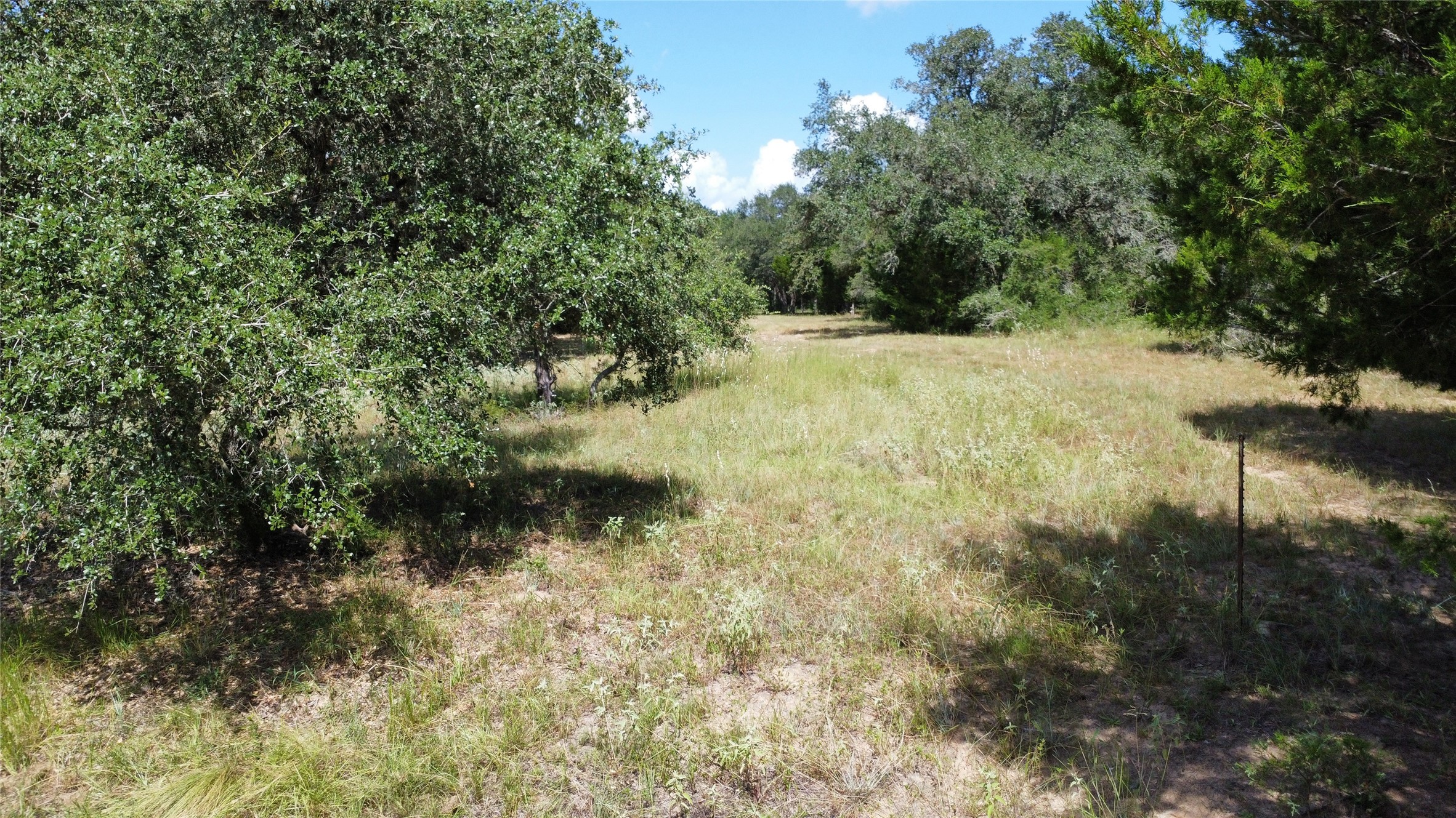 5796 County Road 122 Property Photo 2