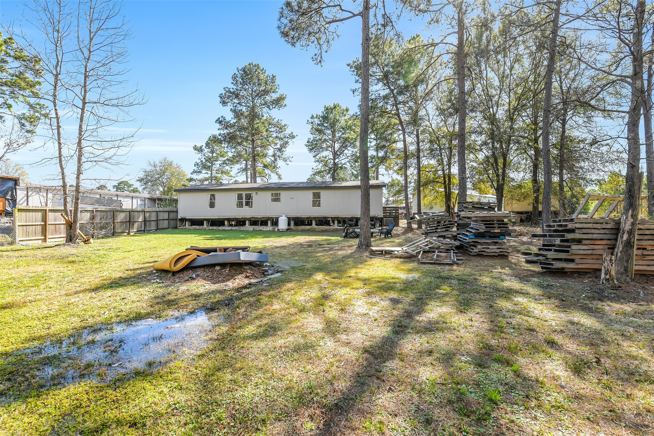 21507 Juliann Alyes Property Photo 5