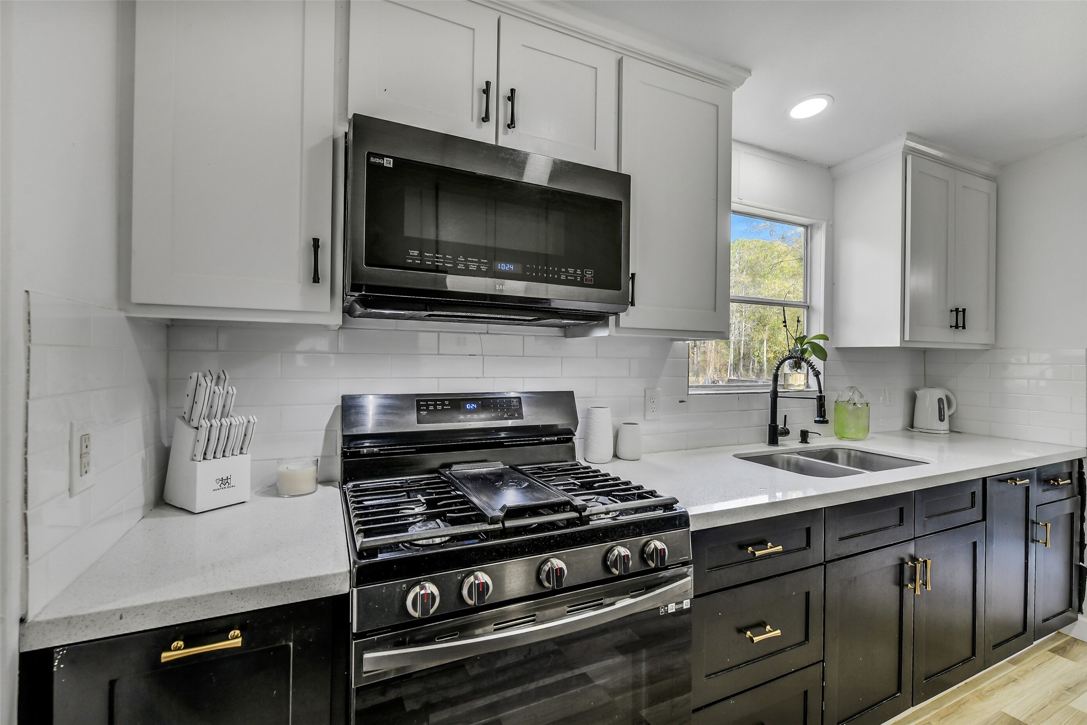 21507 Juliann Alyes Property Photo 17