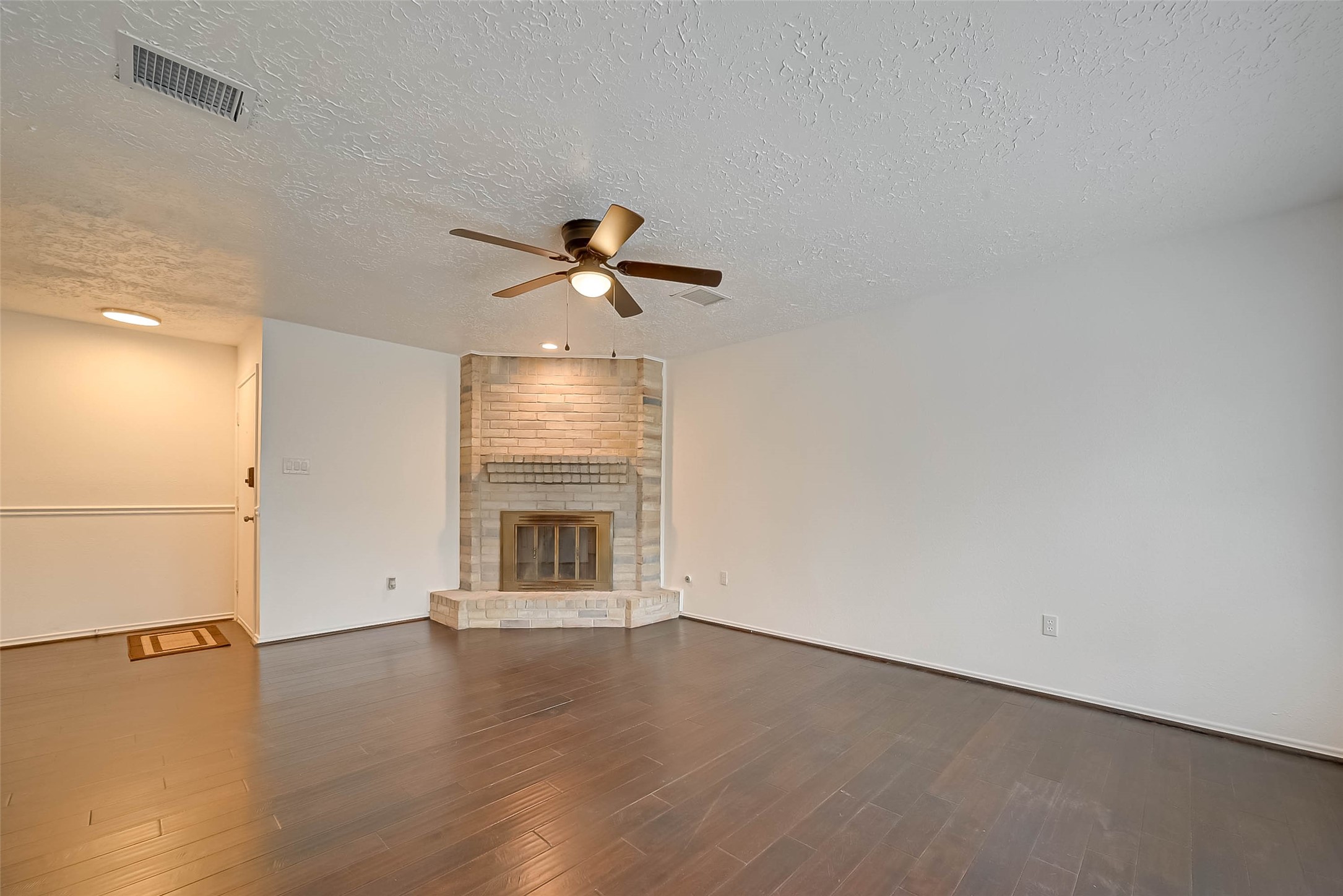 22739 Brafferton Lane Property Photo 10
