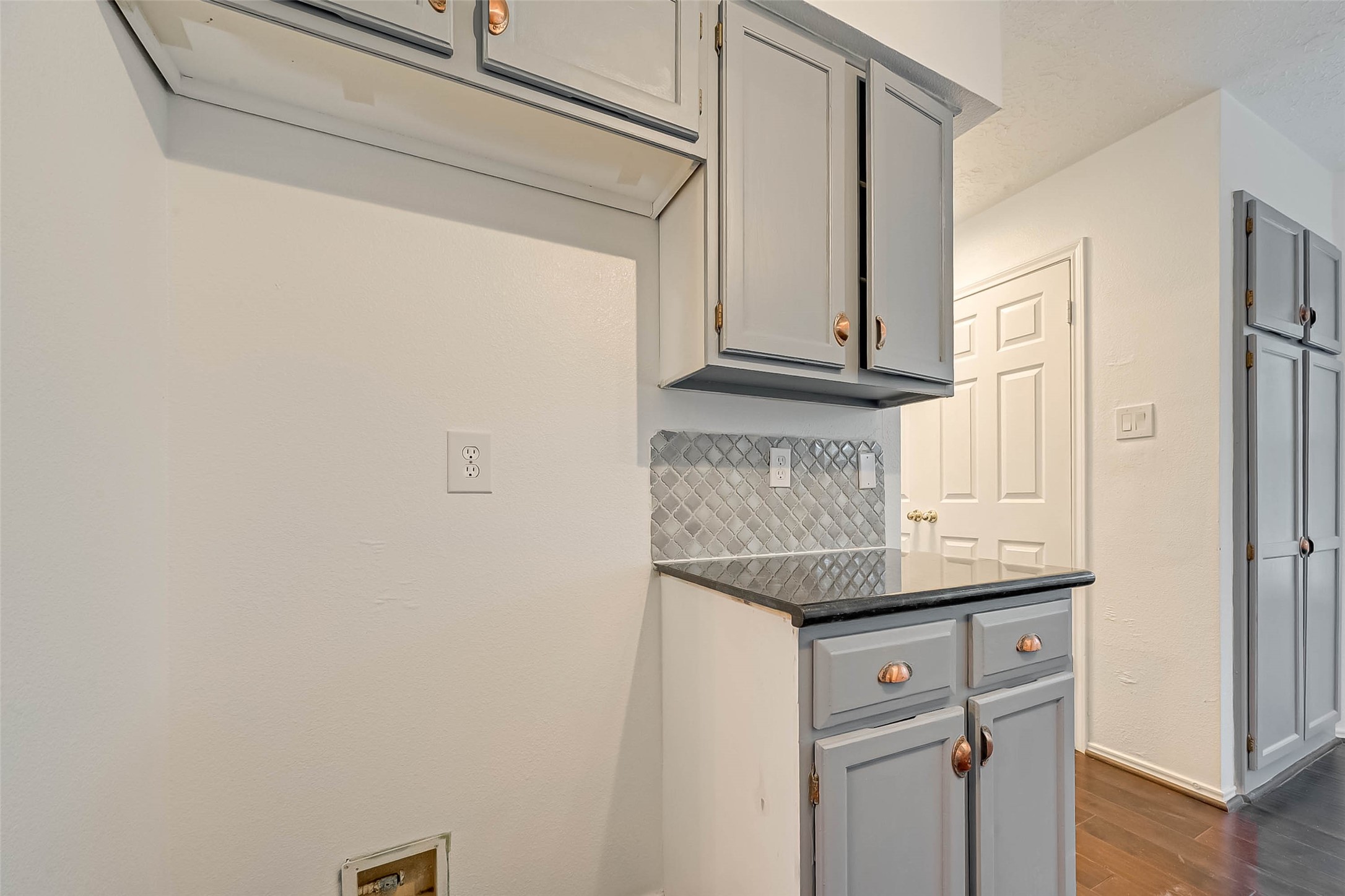 22739 Brafferton Lane Property Photo 17