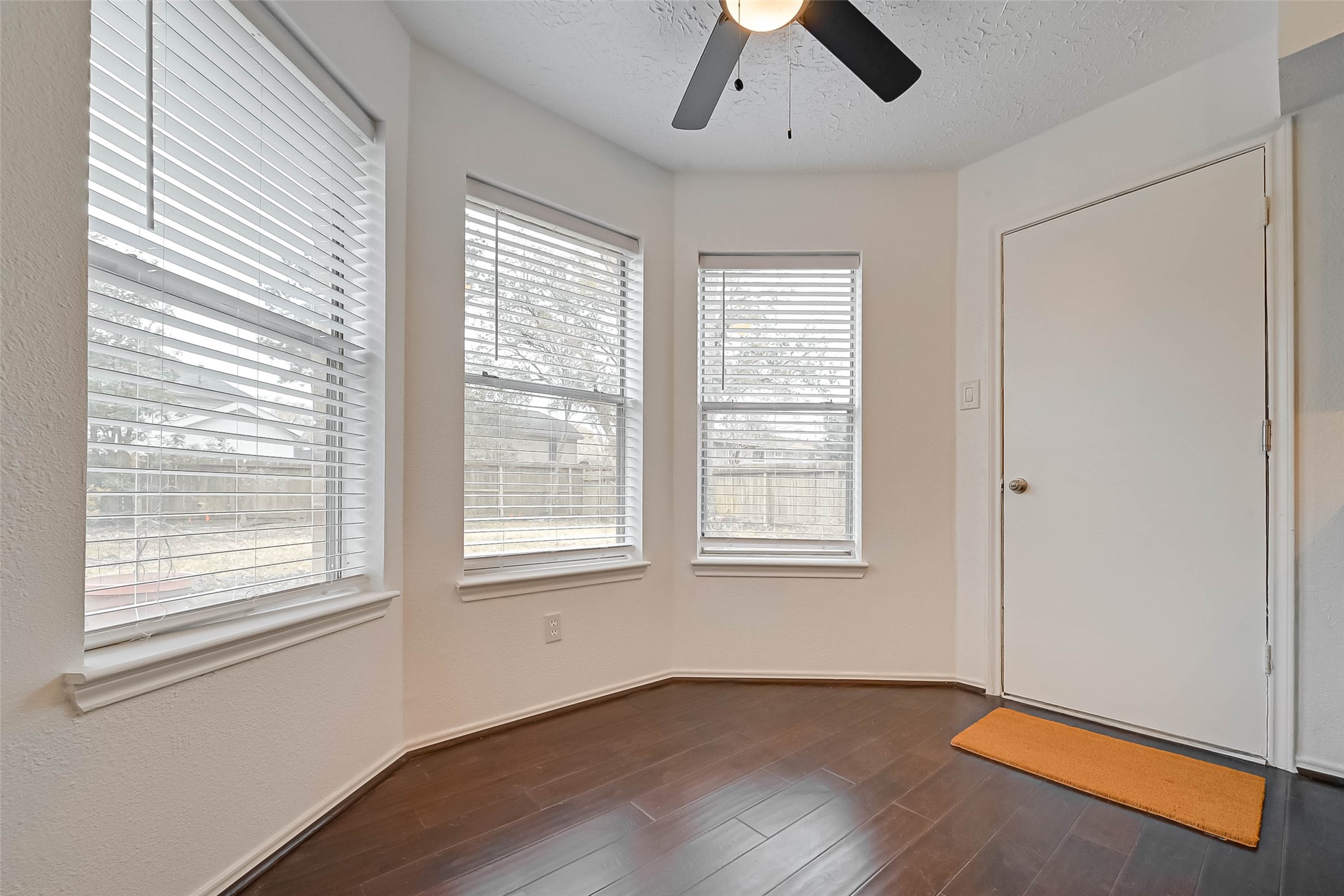 22739 Brafferton Lane Property Photo 19