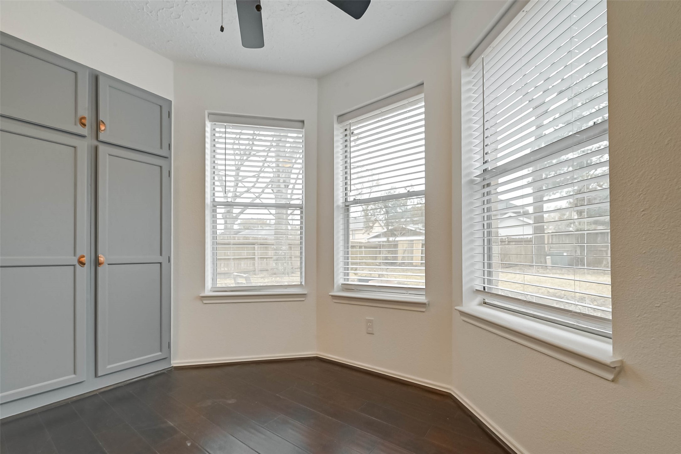 22739 Brafferton Lane Property Photo 20
