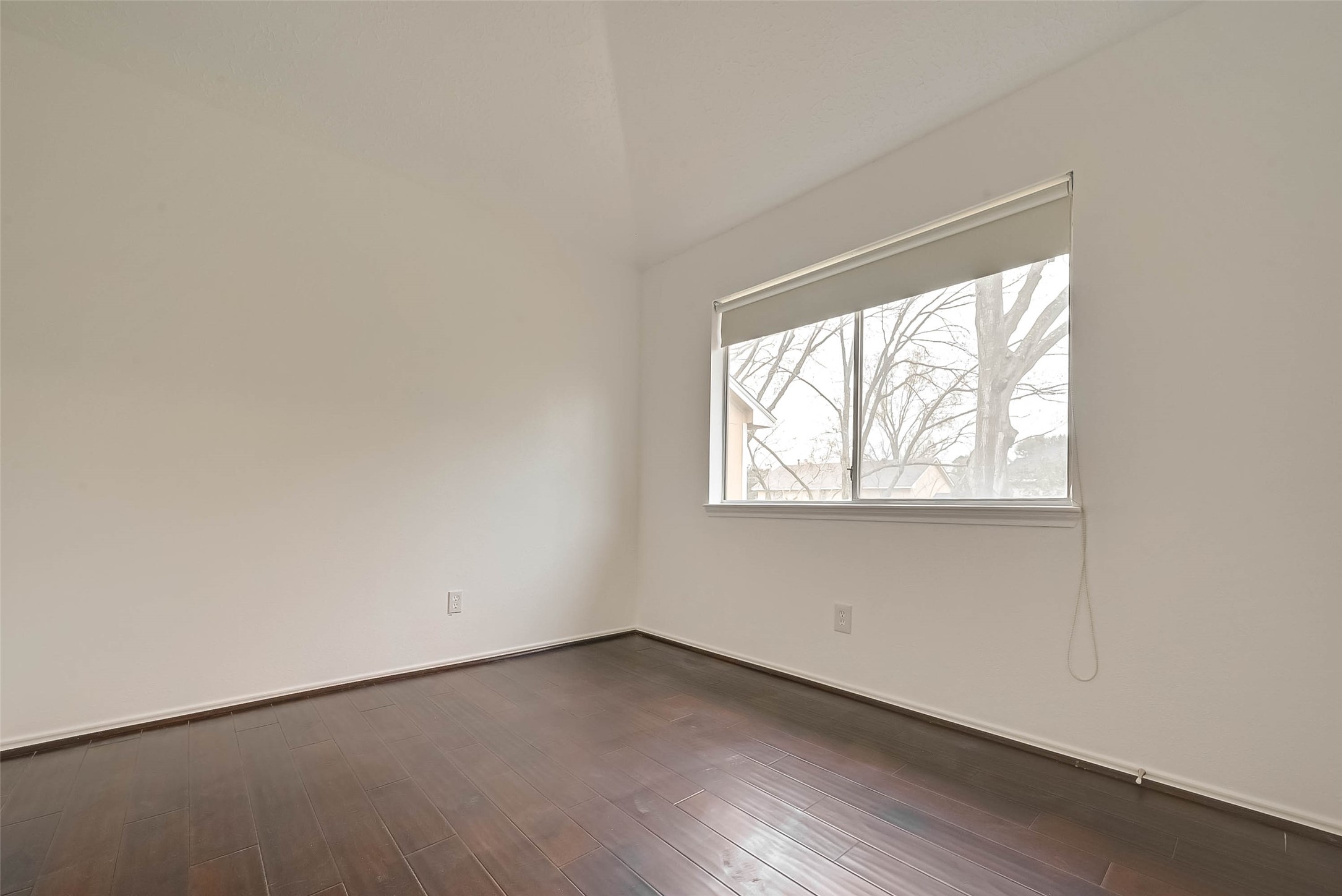 22739 Brafferton Lane Property Photo 23