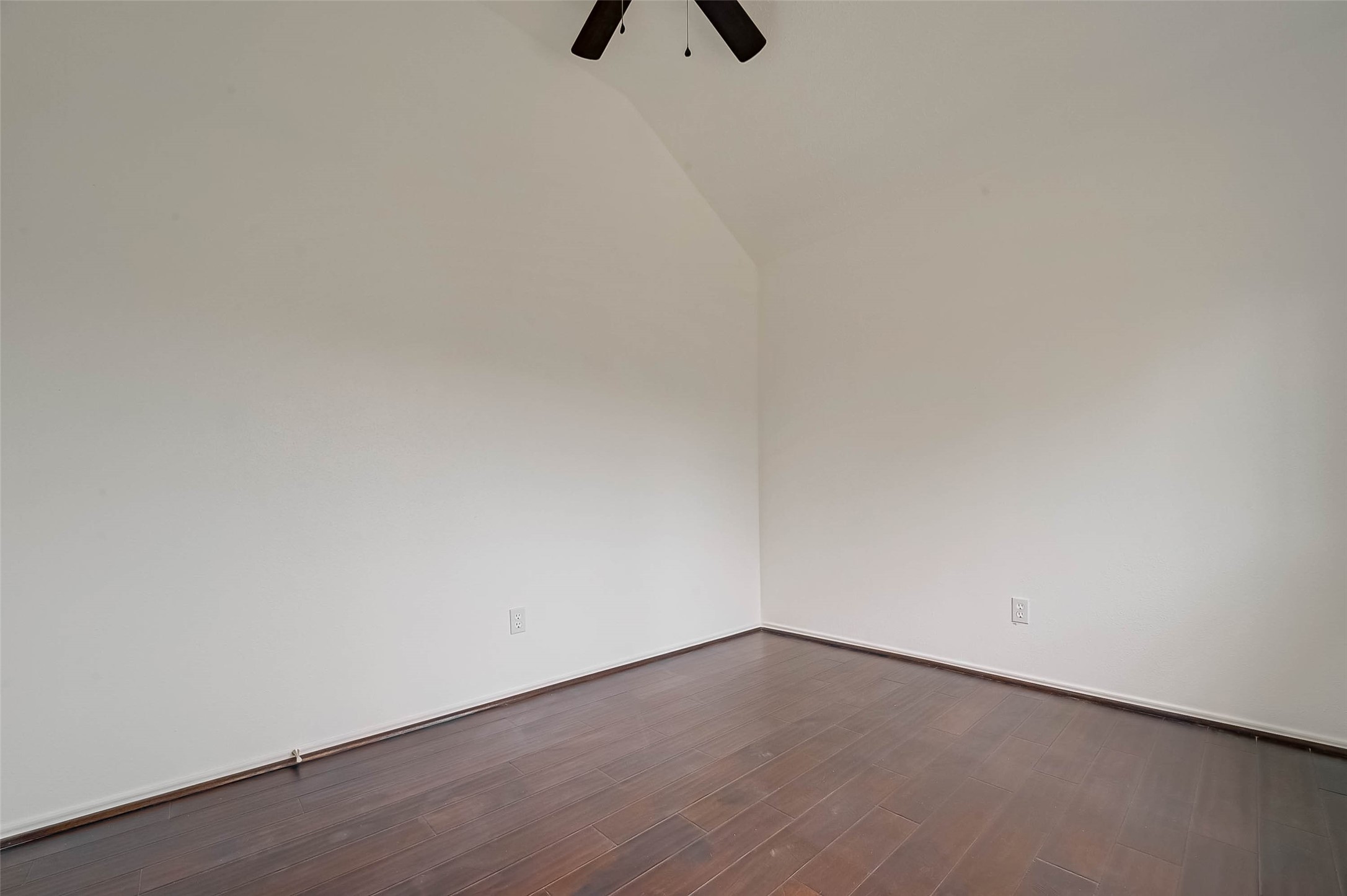 22739 Brafferton Lane Property Photo 24