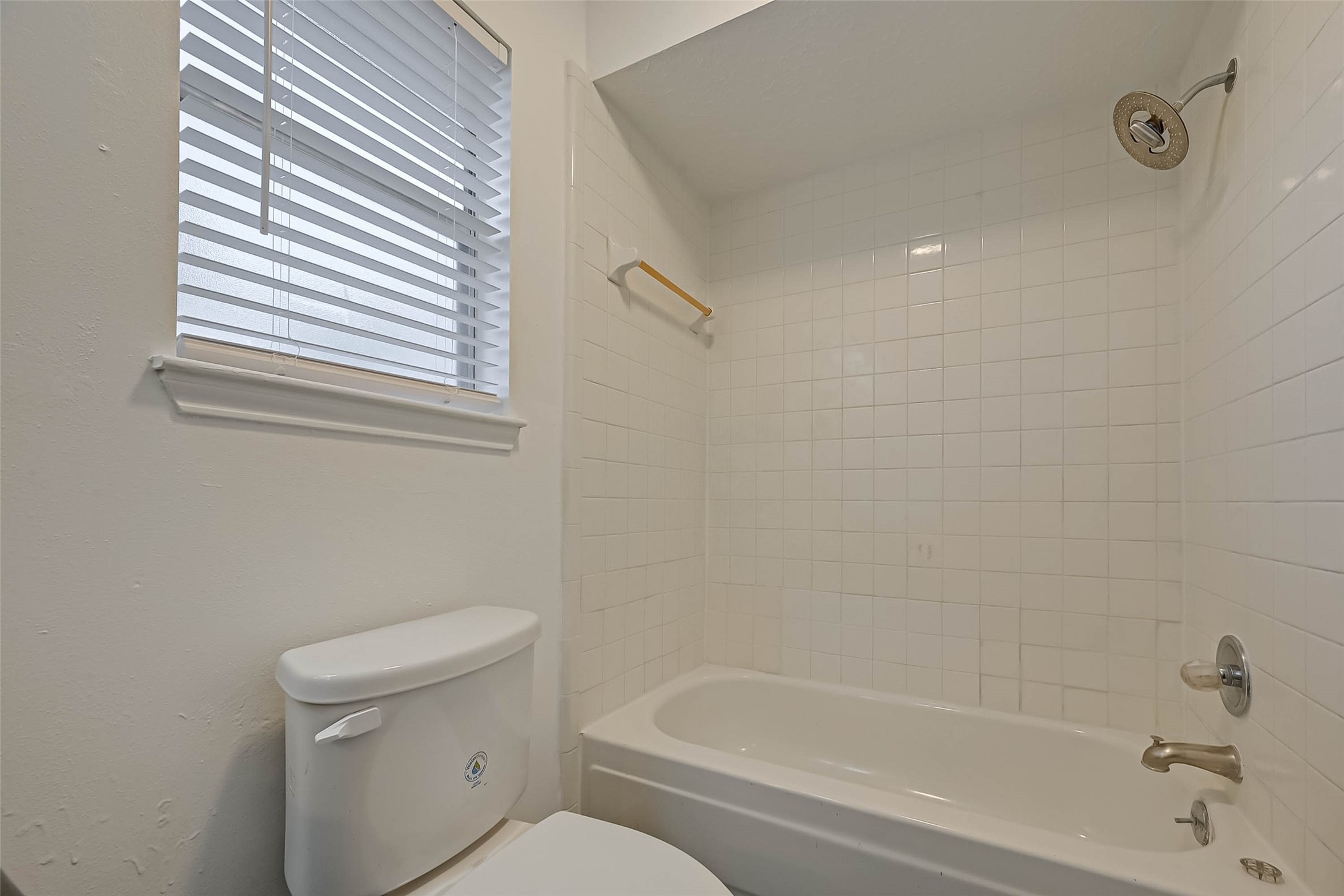 22739 Brafferton Lane Property Photo 28