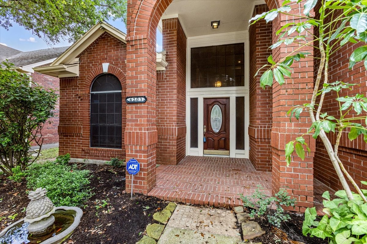 6203 Dove Fern Court Property Photo 4