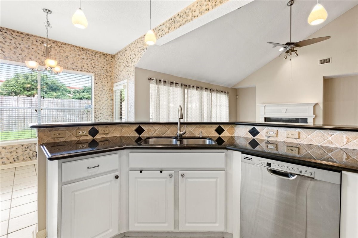 6203 Dove Fern Court Property Photo 17