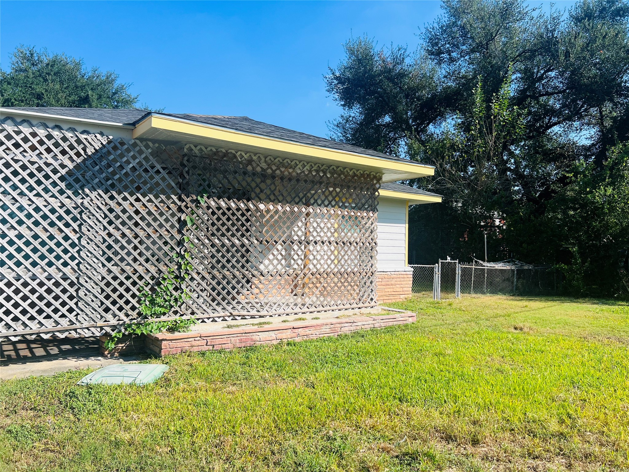 7328 Bauman Road Property Photo 2