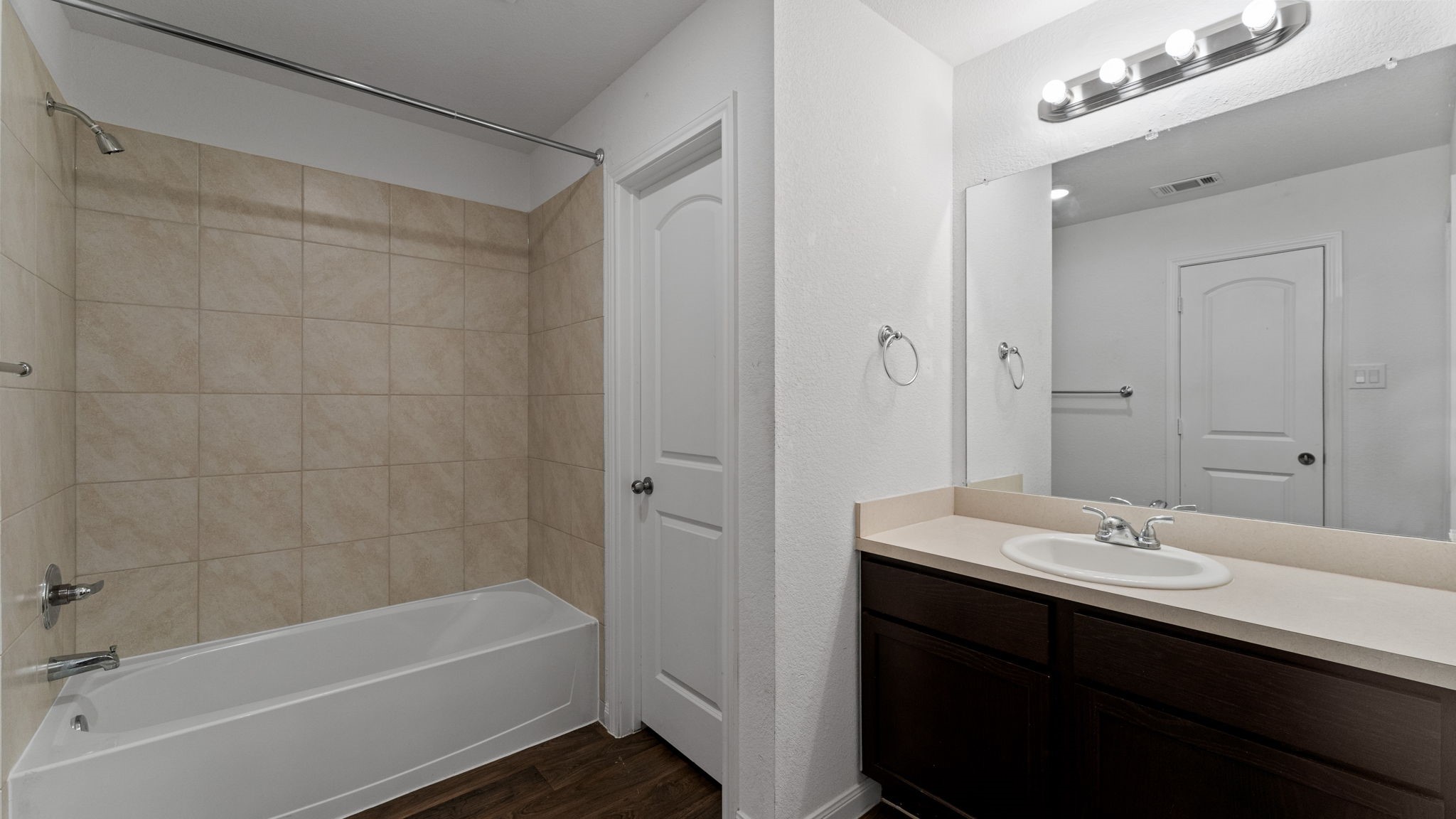 410 Pimmit Hill Run Property Photo 14