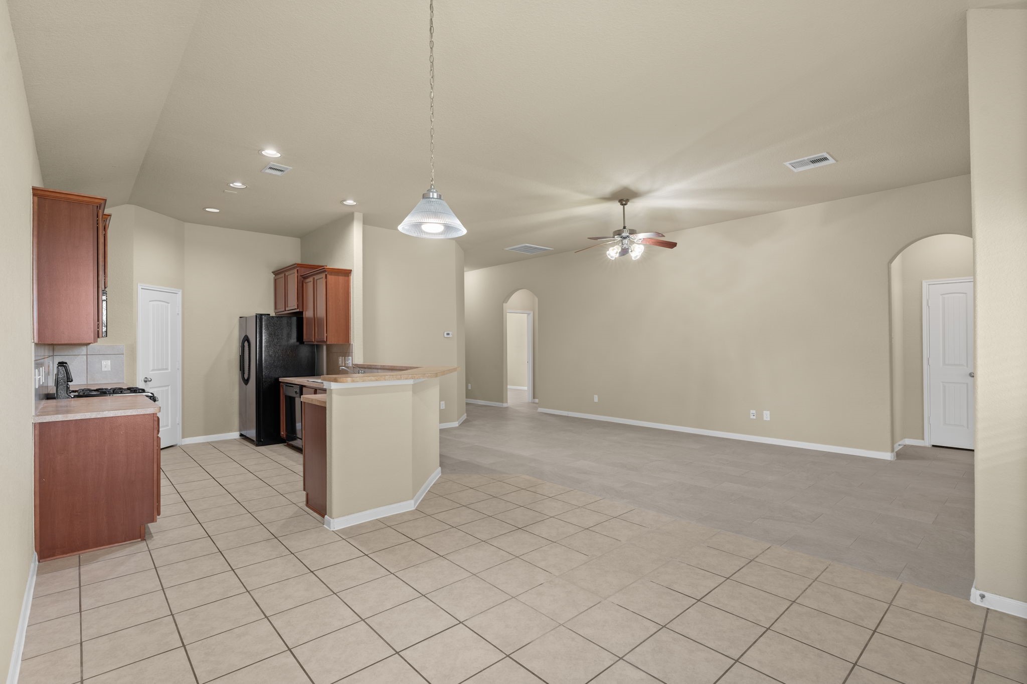 26350 Longview Creek Drive Property Photo 8