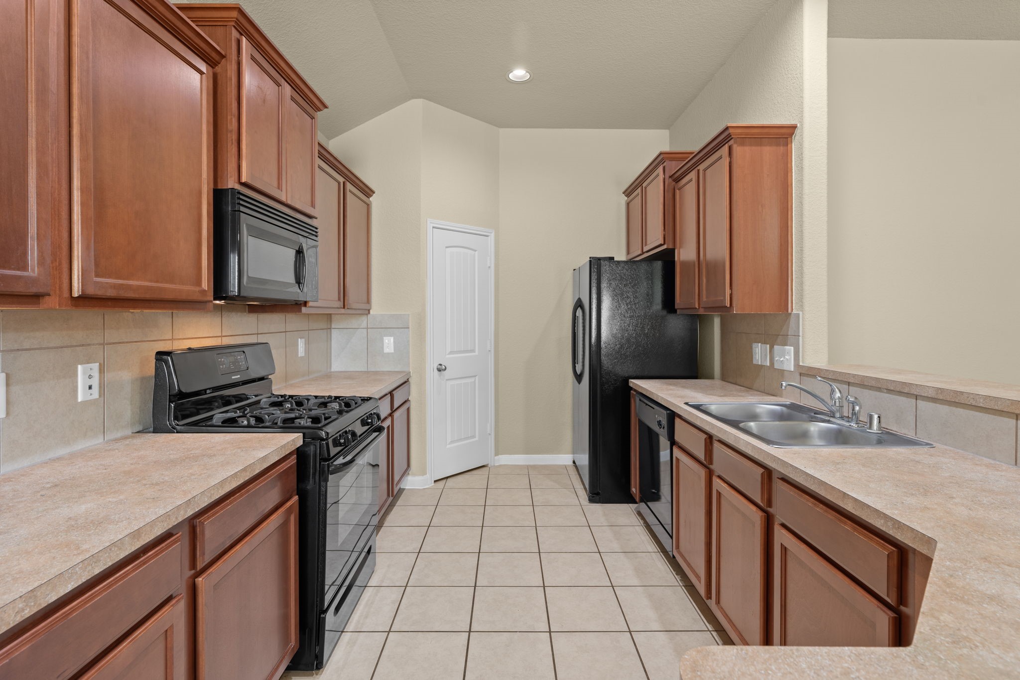 26350 Longview Creek Drive Property Photo 9