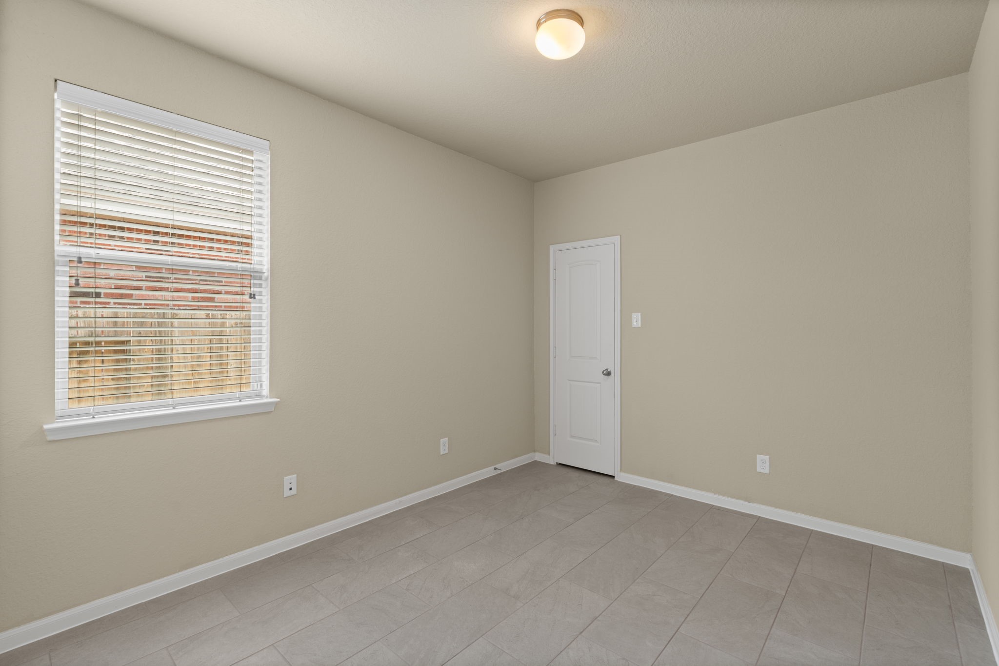 26350 Longview Creek Drive Property Photo 19