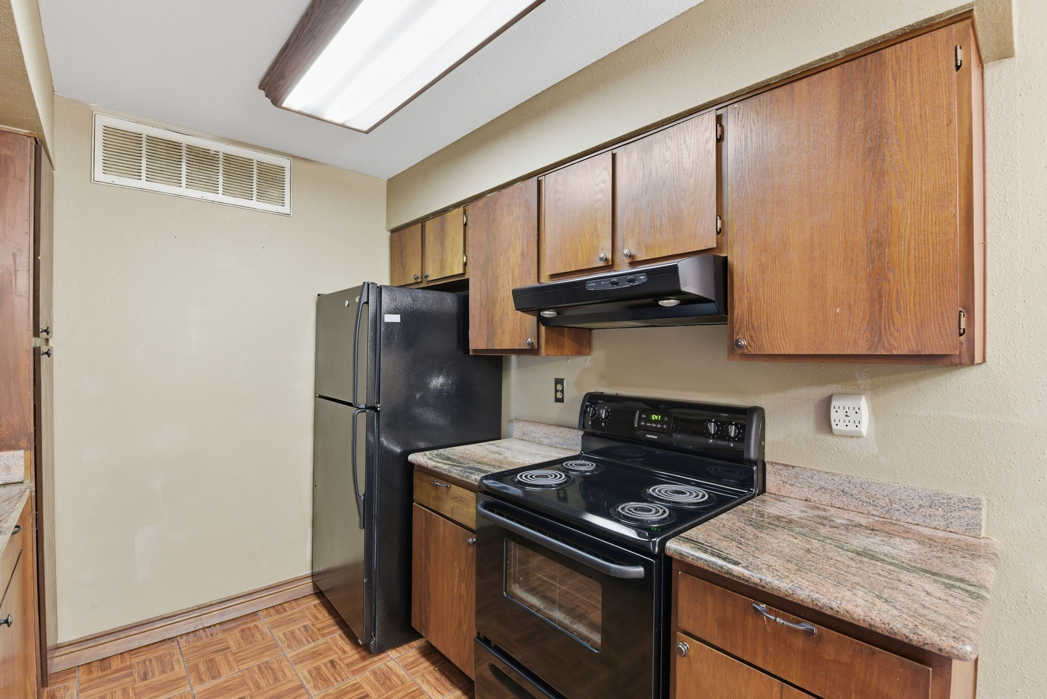 12905 Woodforest Boulevard 711 Property Photo 15