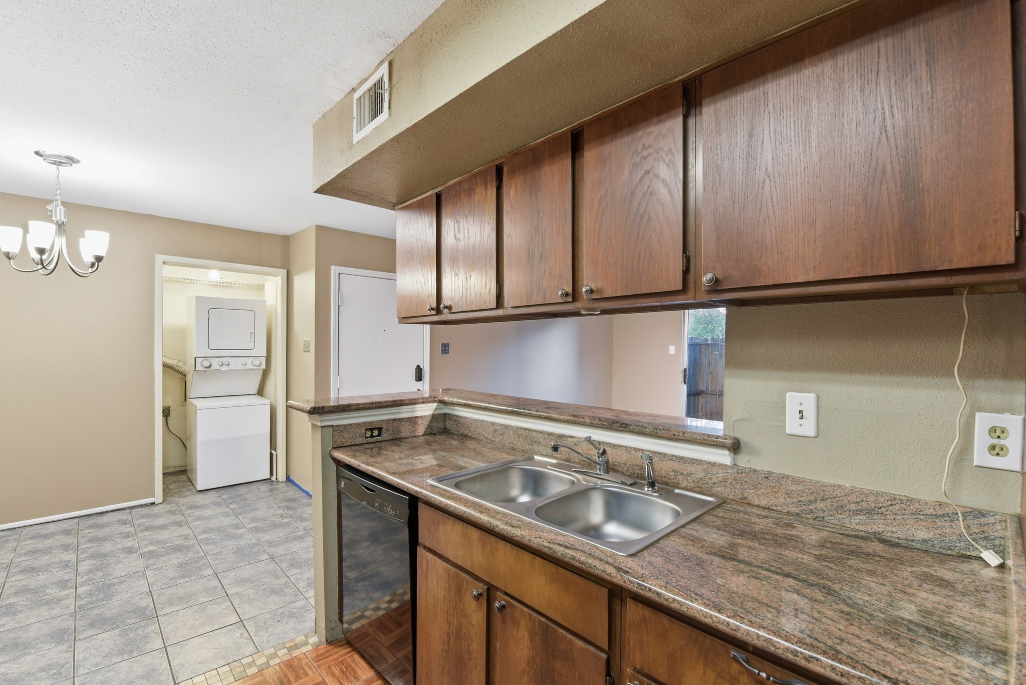 12905 Woodforest Boulevard 711 Property Photo 16