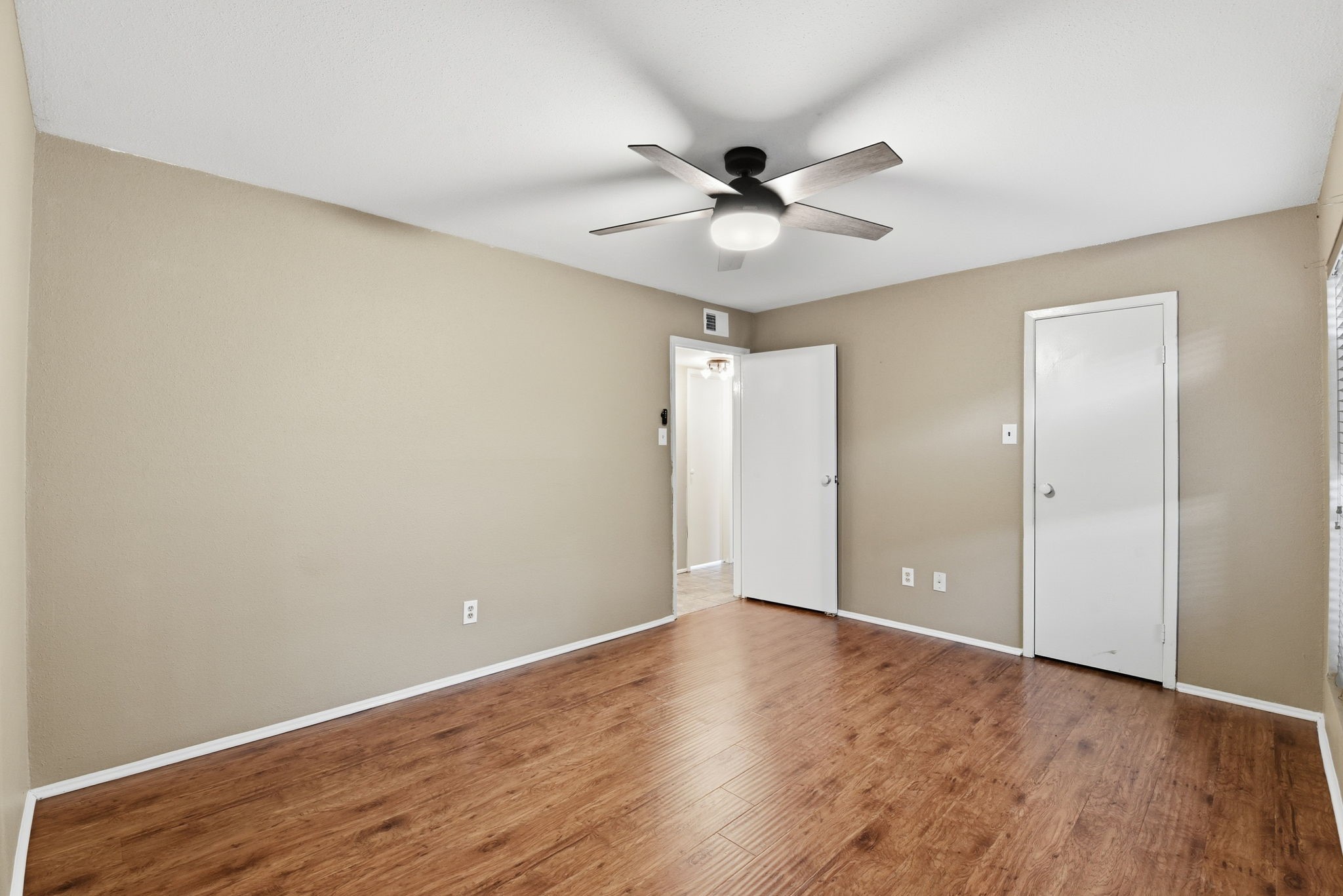 12905 Woodforest Boulevard 711 Property Photo 22