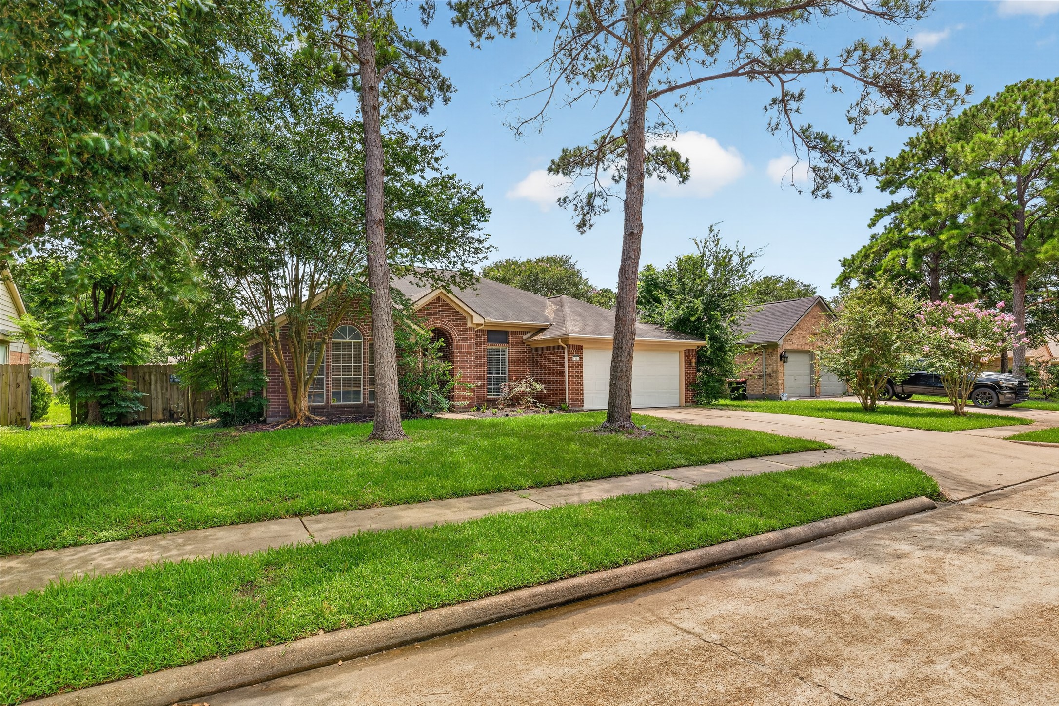 7206 Glen Rosa Drive Property Photo 3
