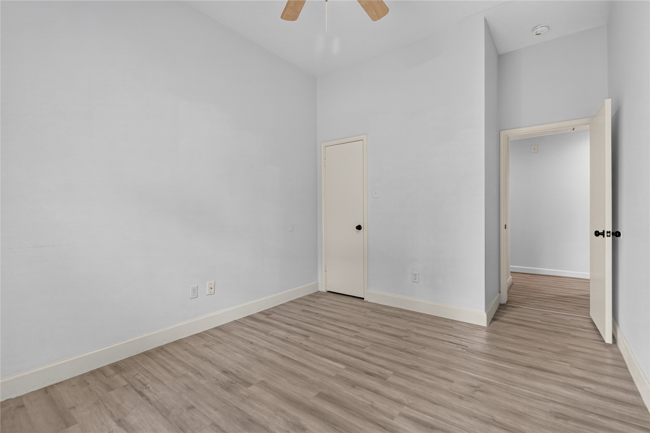 7206 Glen Rosa Drive Property Photo 12